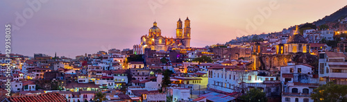 Fototapeta Naklejka Na Ścianę i Meble -  Panorama of Taxco city at sunset, Mexico