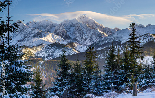 Fototapeta Naklejka Na Ścianę i Meble -  View on Ice Peak from Rusinowa Polana - Tatra Mountains