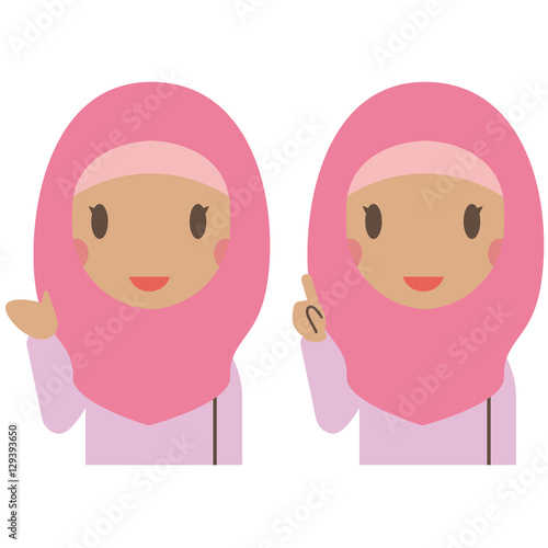 かわいい中東の女性　髪を隠す　ピンク　案内と紹介