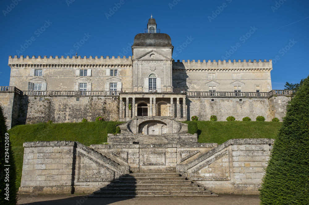 Obraz premium Castle of Vayres in Gironde