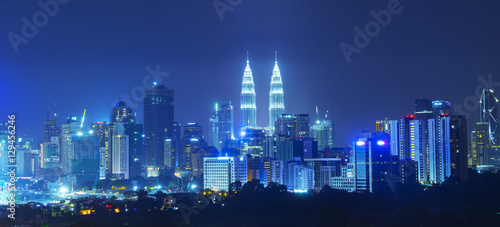 Petronas Twin Towers were the tallest buildings  452 m  in the world from 1998 to 2004.