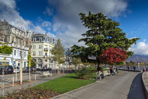 Schilderij op canvas VEVEY, SWITZERLAND - 29 OCTOBER 2015 : Landscape of Embankment, Vevey, canton of
