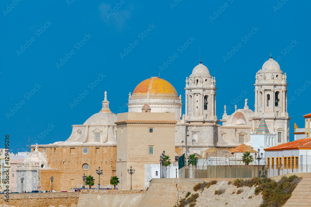 The city's main cathedral in Cadiz.