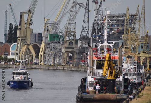 Hafen. In Antwerpen