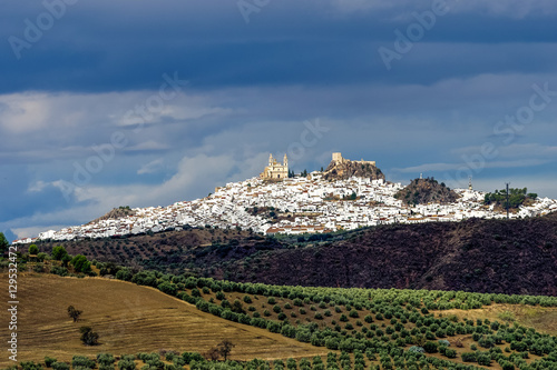 Andalusien - das weiße Dorf Olvera photo