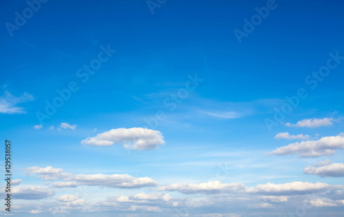 blue sky © Andrey Volokhatiuk