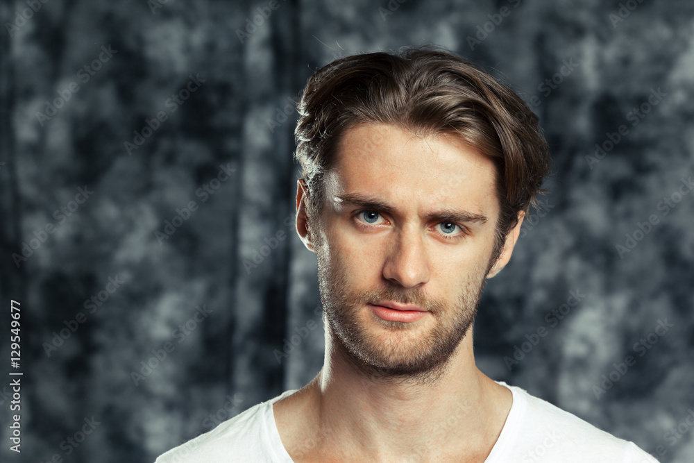 Fototapeta premium portrait of a angry young man