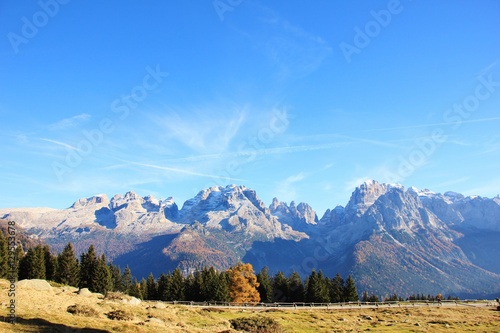 Sguardo sulle Dolomiti, Malga Ritorto, Trentino Alto Adige. Italia photo