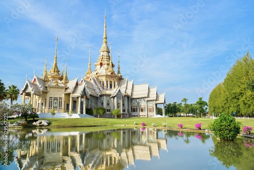 Wat Non Kum, a Famous Buddhist Monastery in Nakhon Ratchasima Province, Thailand © panithi33
