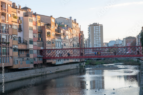 Houses on Onyar river in Girona © Juanjo Molina