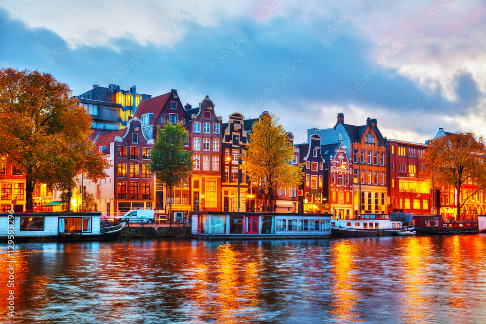 Fototapeta premium Amsterdam city view with Amstel river