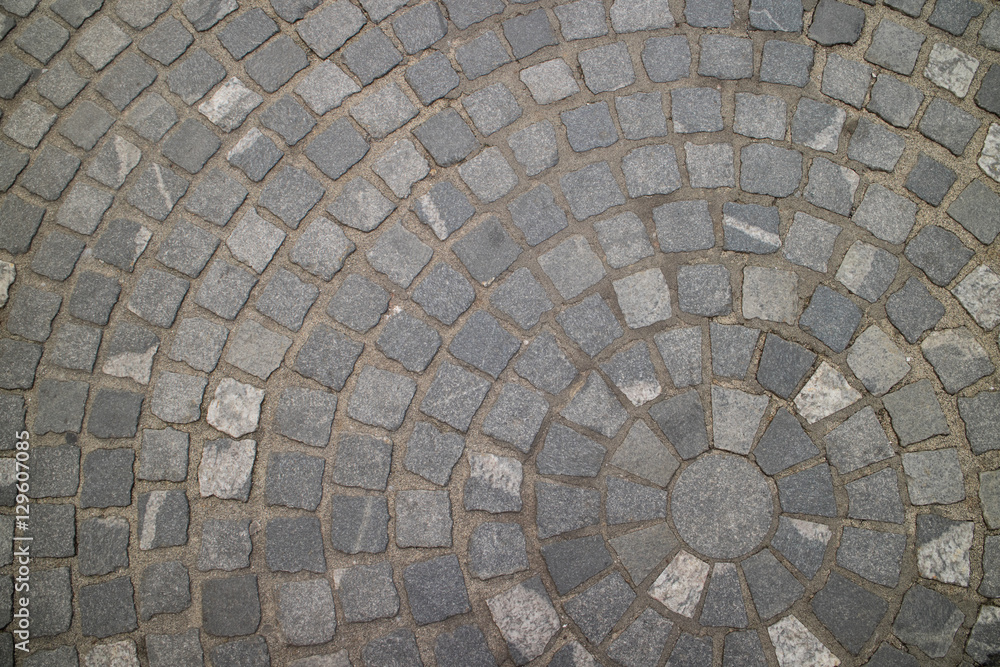 Paving Stones in the Ppattern of the Circle