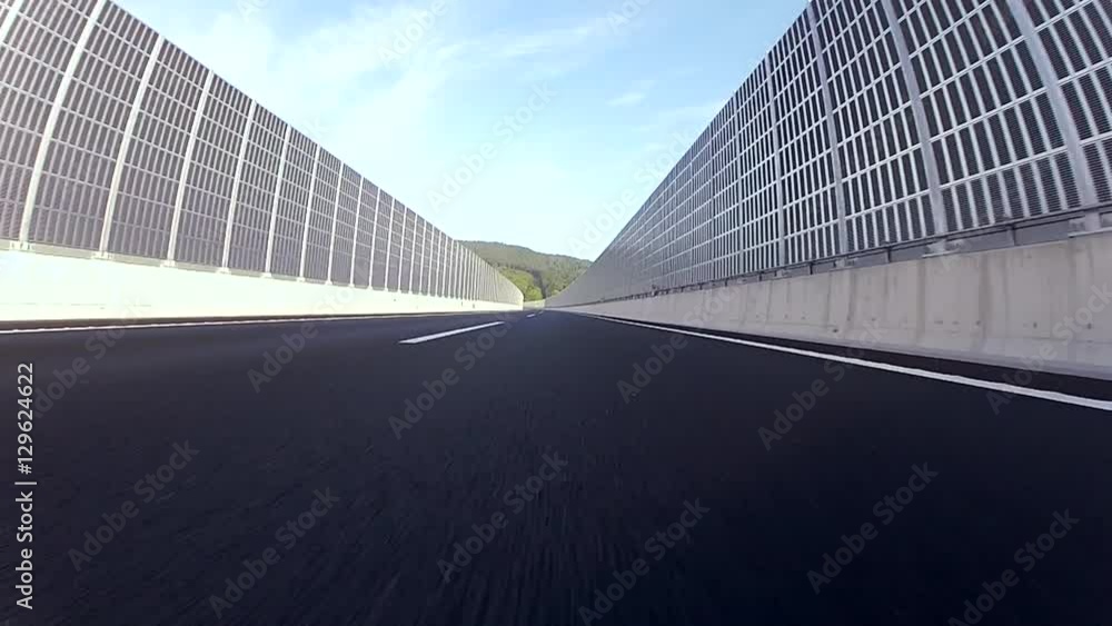 高速道路路面スレスレの主観映像 高速道路路面スレスレの主観映像