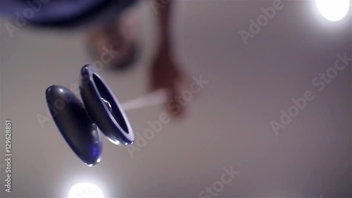 playing the YOYO, close-up