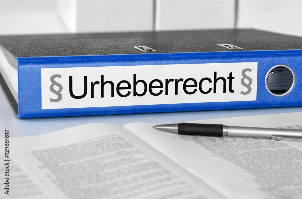Aktenordner mit der Beschriftung Urheberrecht Aktenordner mit der Beschriftung Urheberrecht