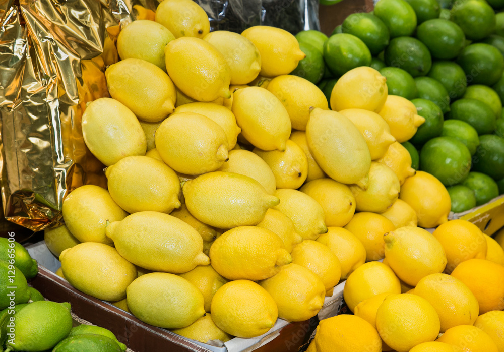 Lemons  for sale at  market. Baku. Azerbaijan