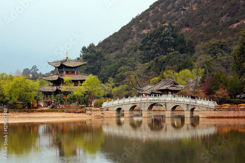 Black Dragon Pond, popular place of natural scenery and traditional building styles near the Old Town of Lijiang, the UNESCO Heritage Site