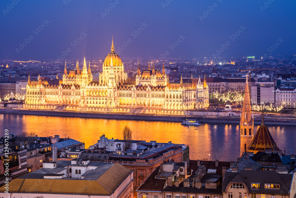 panoramic views to budapest parlament, hungary
