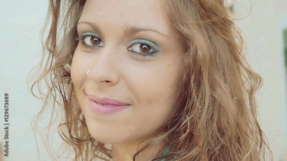 smiling beautiful woman: young woman  portrait