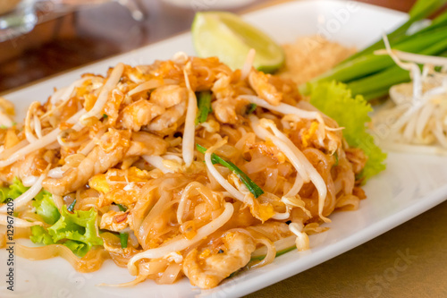 Pad Thai, Thai Food (Thailand's national dishes)