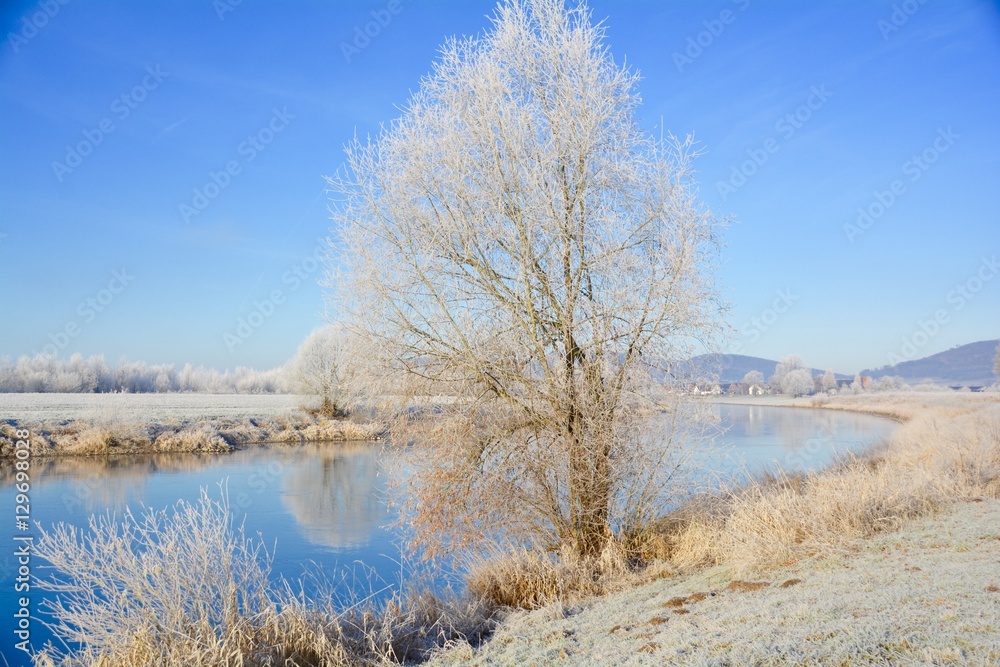 Weser im Winter bei Hessisch Oldendorf Weser im Winter bei Hessisch Oldendorf