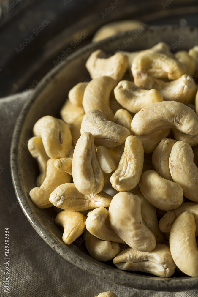 Raw Organic White Chashew Nuts Raw Organic White Chashew Nuts