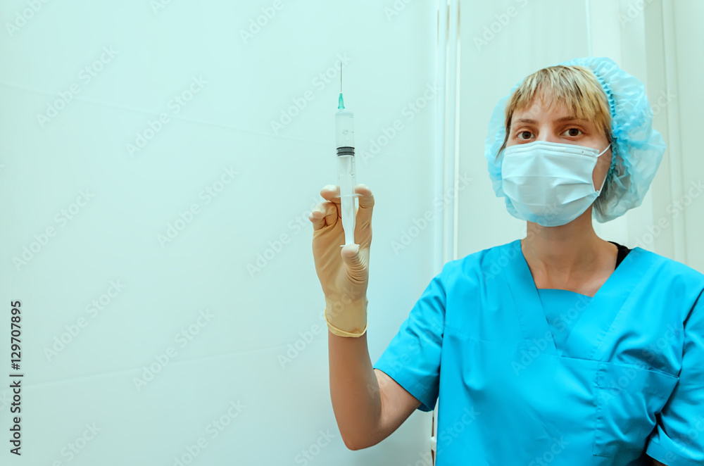 with a syringe in which the medicine with a syringe in which the medicine