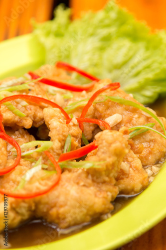 Snapper fish fried in oyster sauce spicy