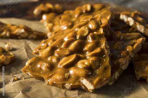 Принти на полотні Homemade Holiday Peanut Brittle