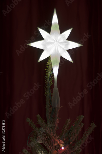 Illuminated Star Christmas Tree Topper