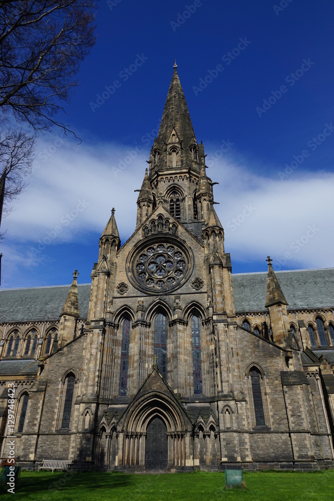 Fototapeta premium The Cathedral Church of St Mary in Edinburgh, Scotland, UK