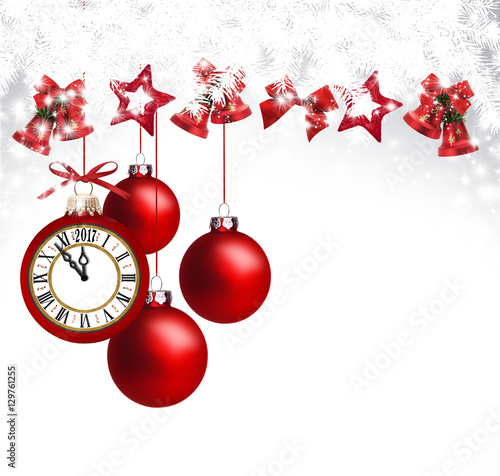 Weihnachtliche Dekoration mit Uhr