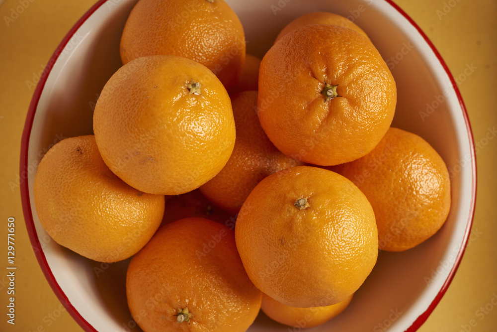 fresh whole unpeeled clementines fresh whole unpeeled clementines