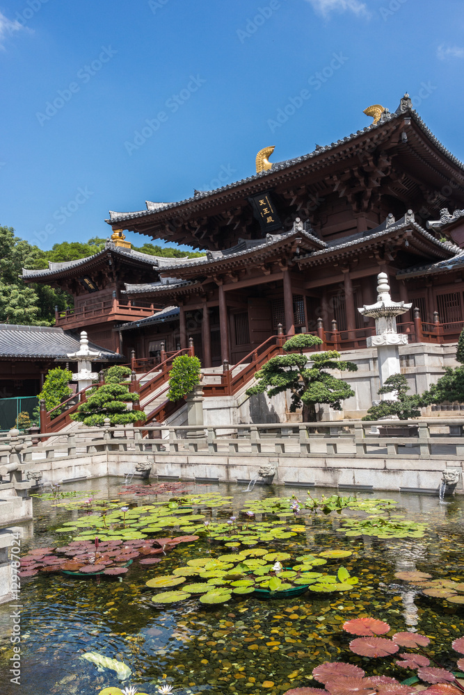 Fototapeta premium Chi Lin Nunnery in Diamond Hill District of Hong Kong, China.