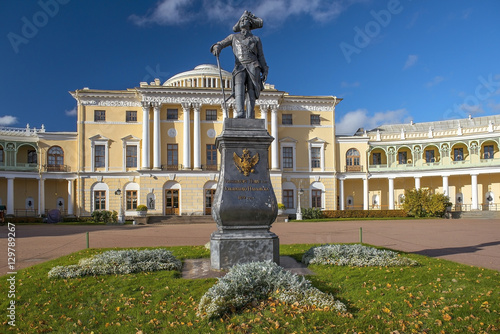 monument to Paul I and Pavlovsk Palace, Pavlovsk, Saint Petersburg, Russia