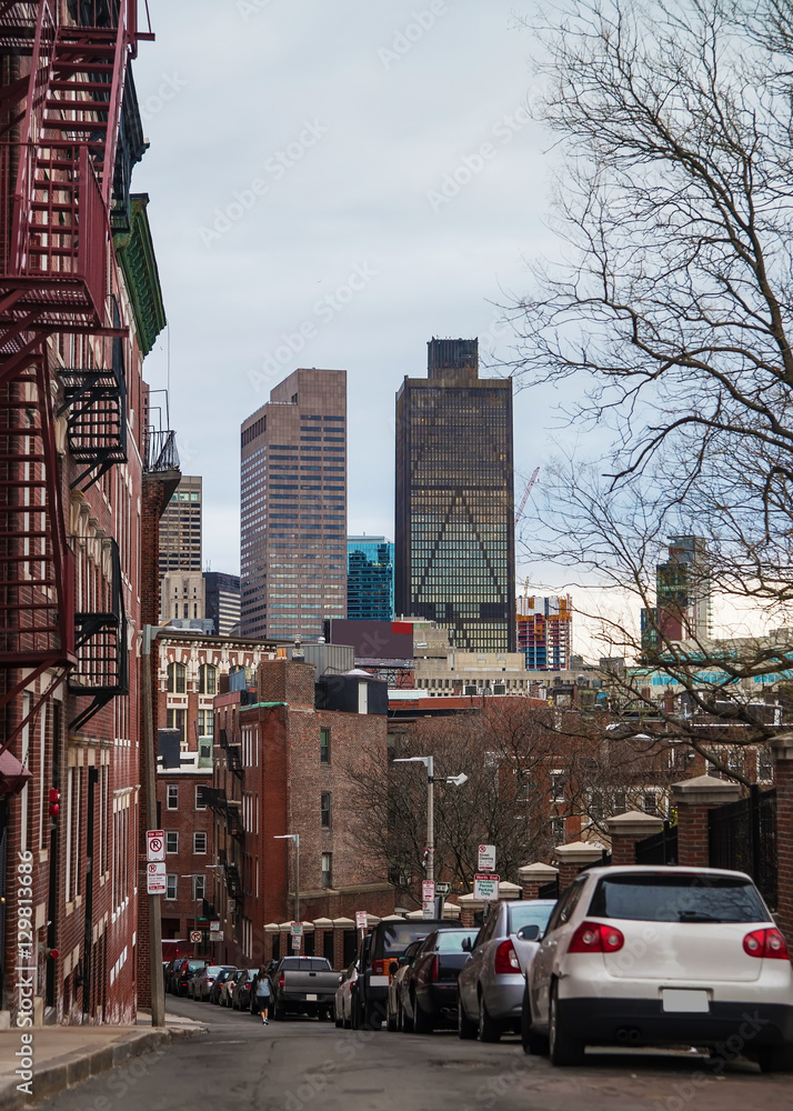 Fototapeta premium Snow Hill Street in North End neighborhood of Boston