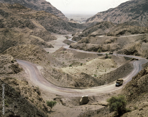 Khyber Pass, Pakistan photo