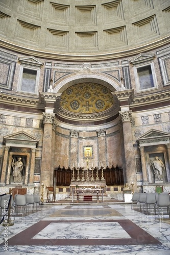 Pantheon Altar