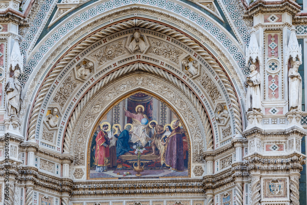 Decoration above the door of the Cathedral of Santa Maria del Fiore