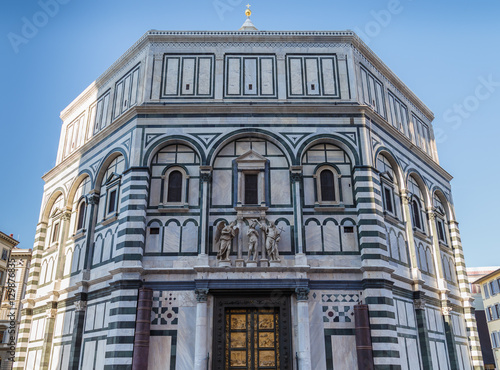A view of the Baptistery from the square of Santa Maria del Fiore