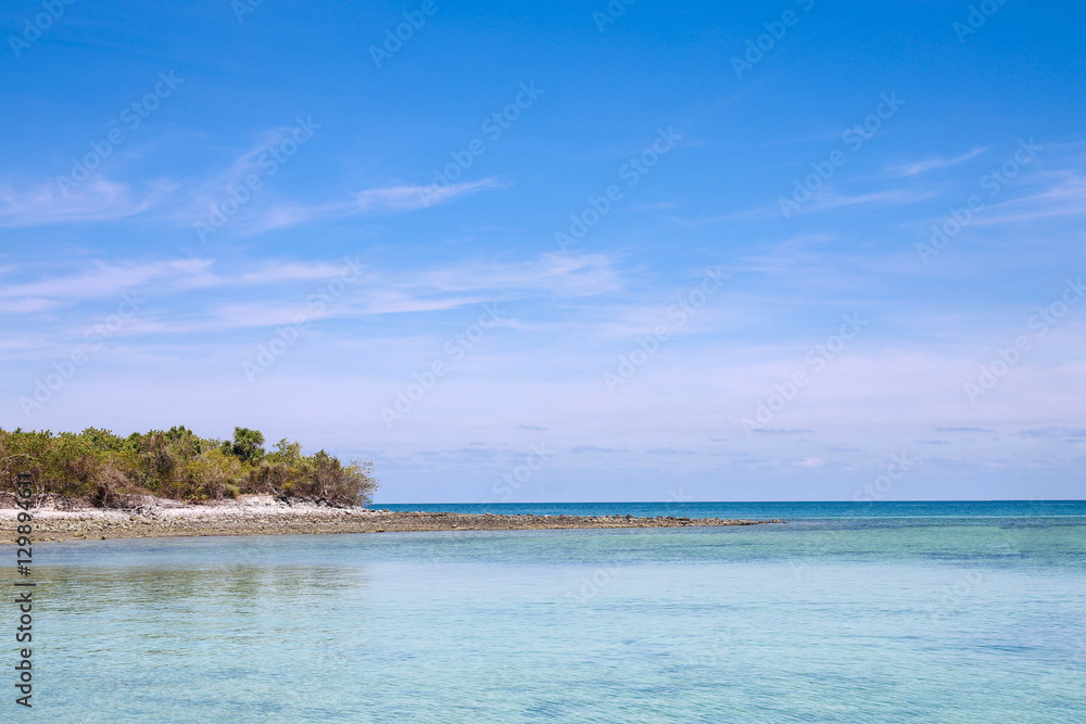 Caribbean beach, blue sky and sea views