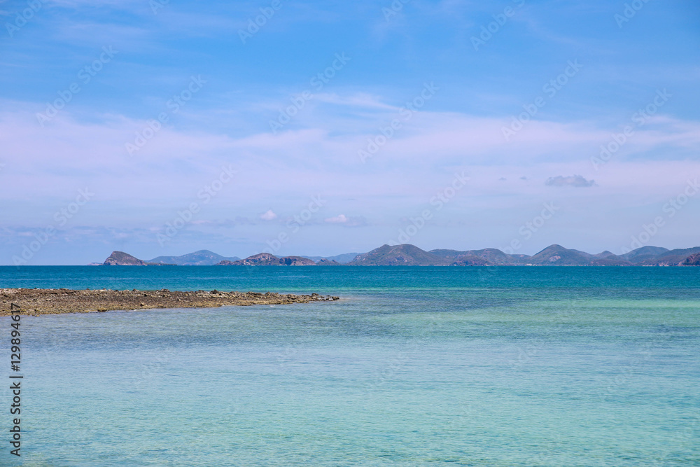 Caribbean beach, blue sky and sea views