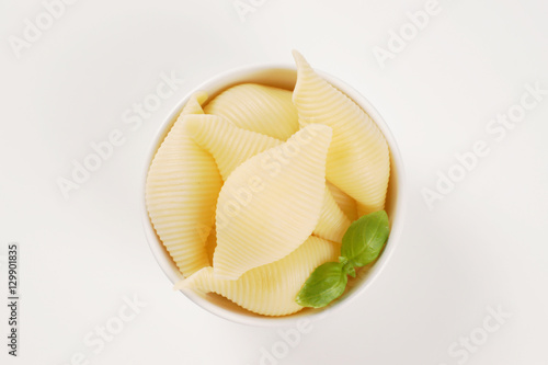bowl of pasta shells