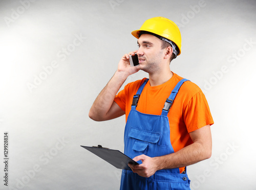 Handsome warehouse worker t...
