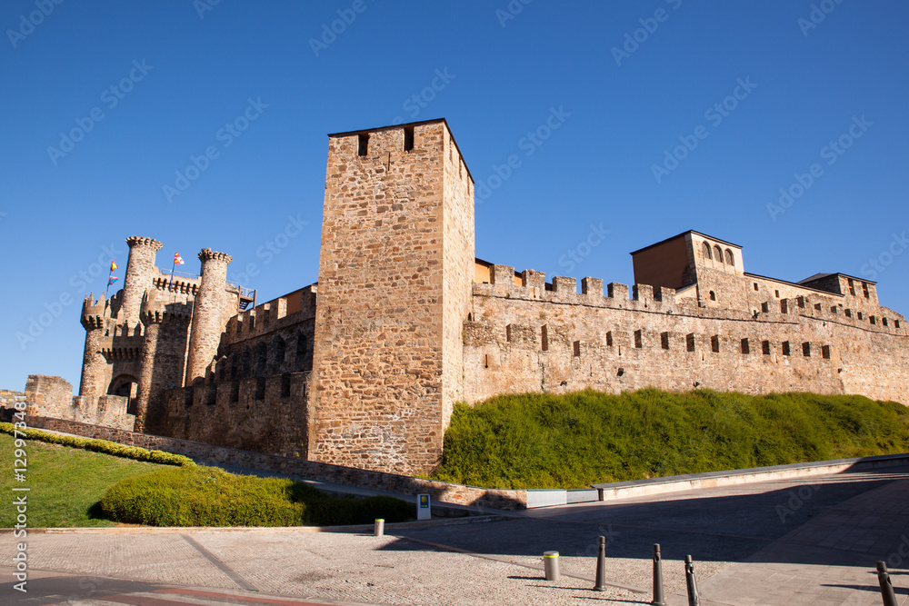 Obraz premium Templar Castle in Ponferrada, Spain