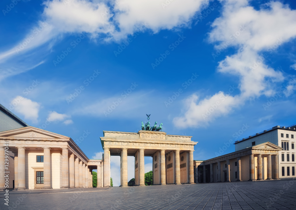 Fototapeta premium Panorama of Brandenburg Gate in Berlin