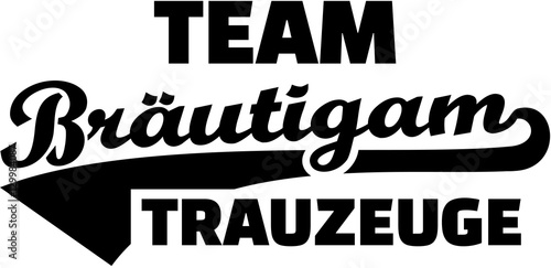 Team Groom. Best Man. German. Vintage font.