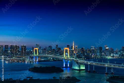 お台場から眺める東京の夜景（レインボーブリッジ、東京タワー） © segawa7