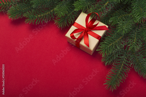 Christmas tree and gift