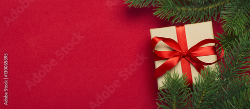 Christmas tree and gift